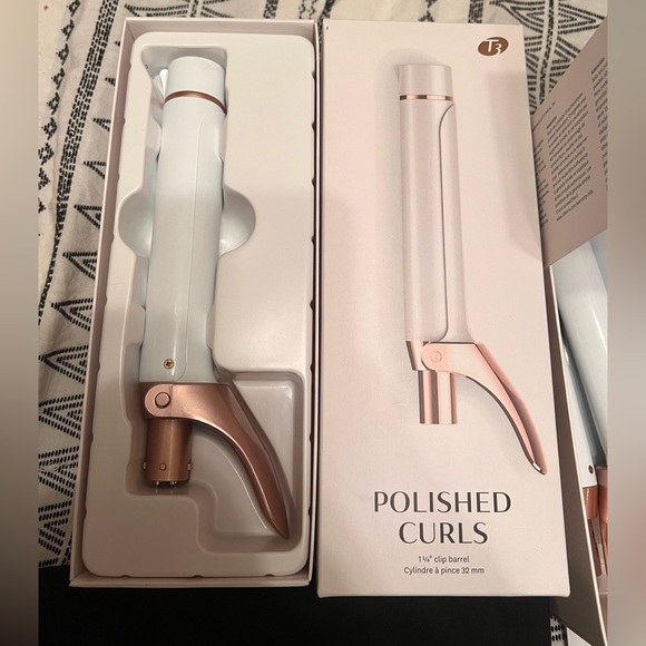 T3 Micro Convertible Curling Iron - Picture 2 of 7